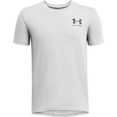 Camiseta deportiva Under Armour para niños en el pecho izquierdo