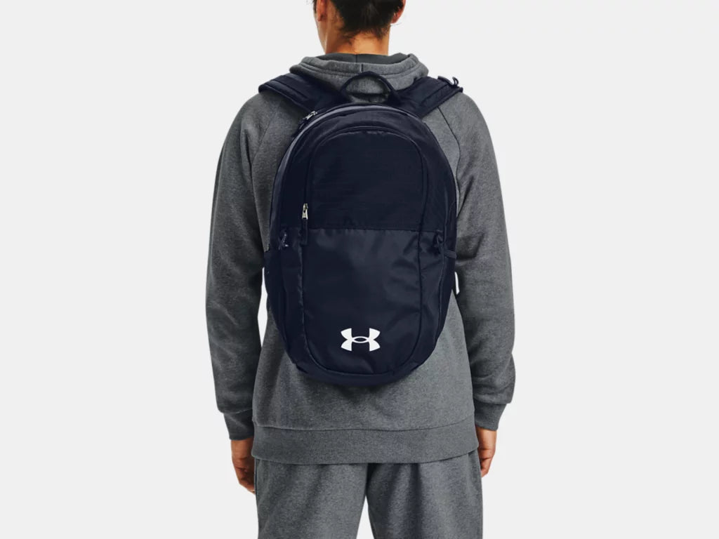 Mochila deportiva negra Under Armour All Sport