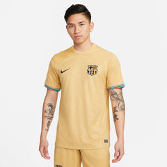 Camiseta visitante del Barcelona Nike 22 A Yell