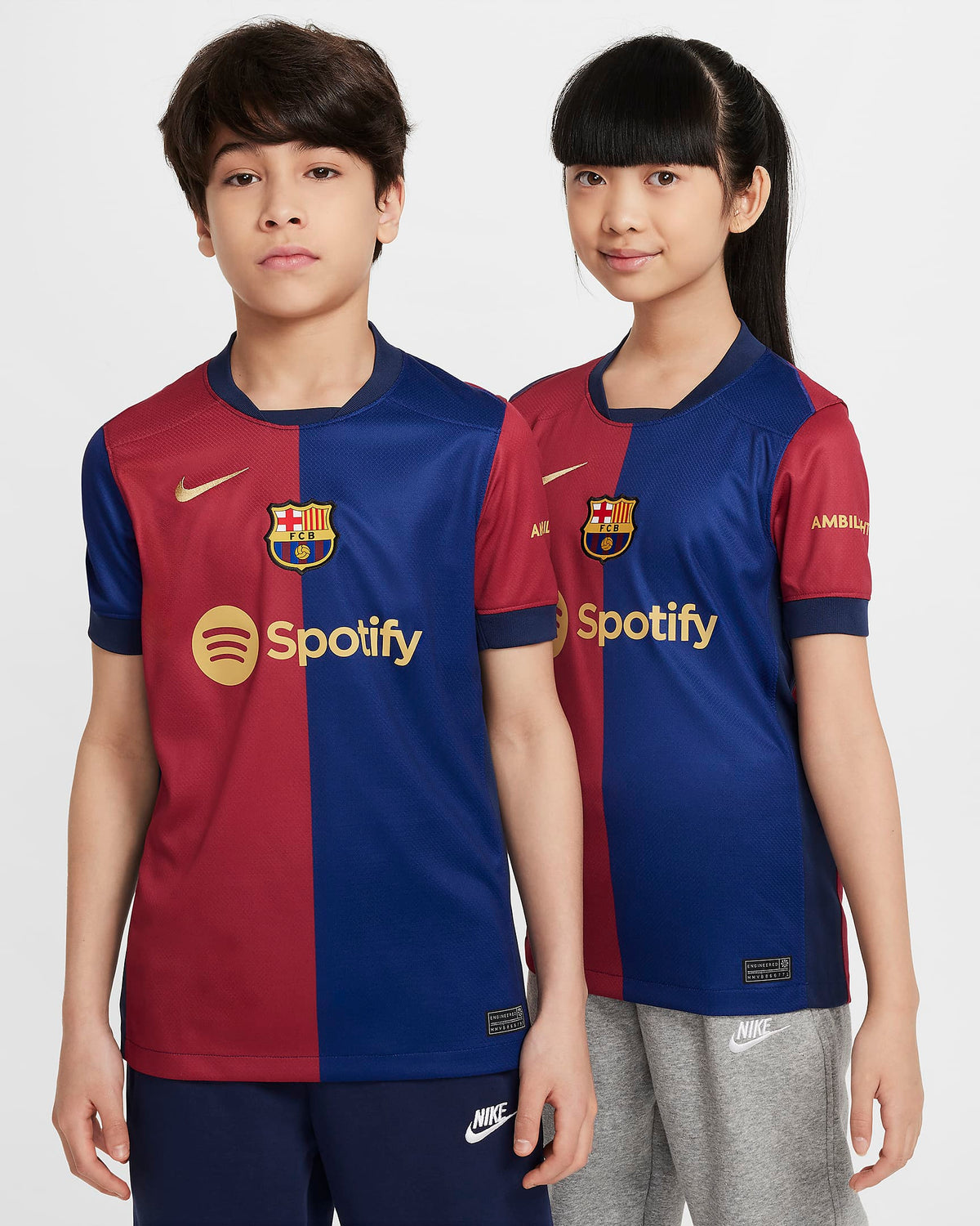 Camiseta local del Barcelona 24/25 de Nike para niños azul real/rojo