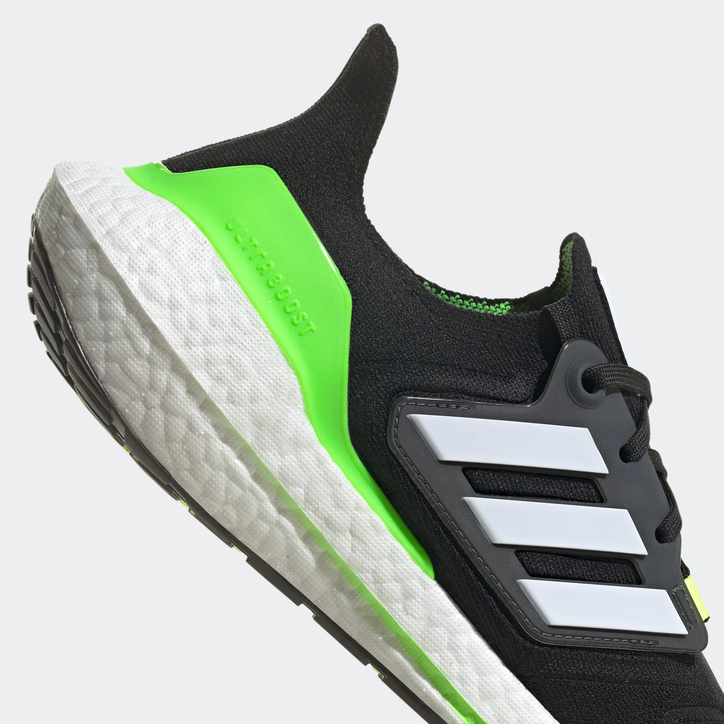 adidas Ultraboost 22 Black/White/Solar Green