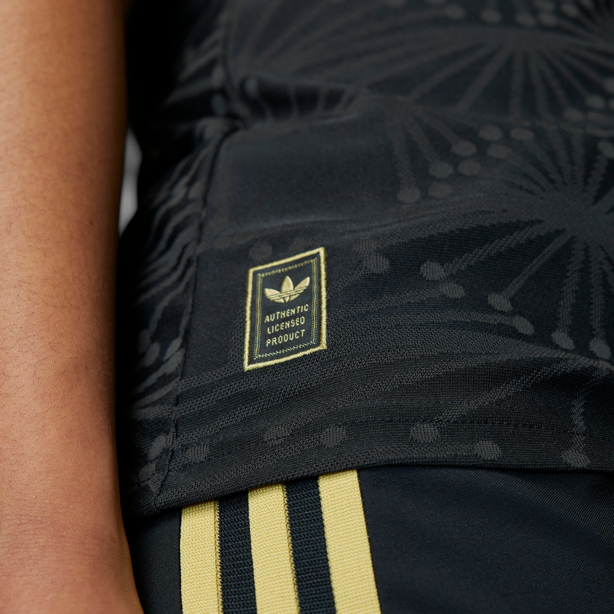 Camiseta adidas México Oro 25 Negra para Mujer