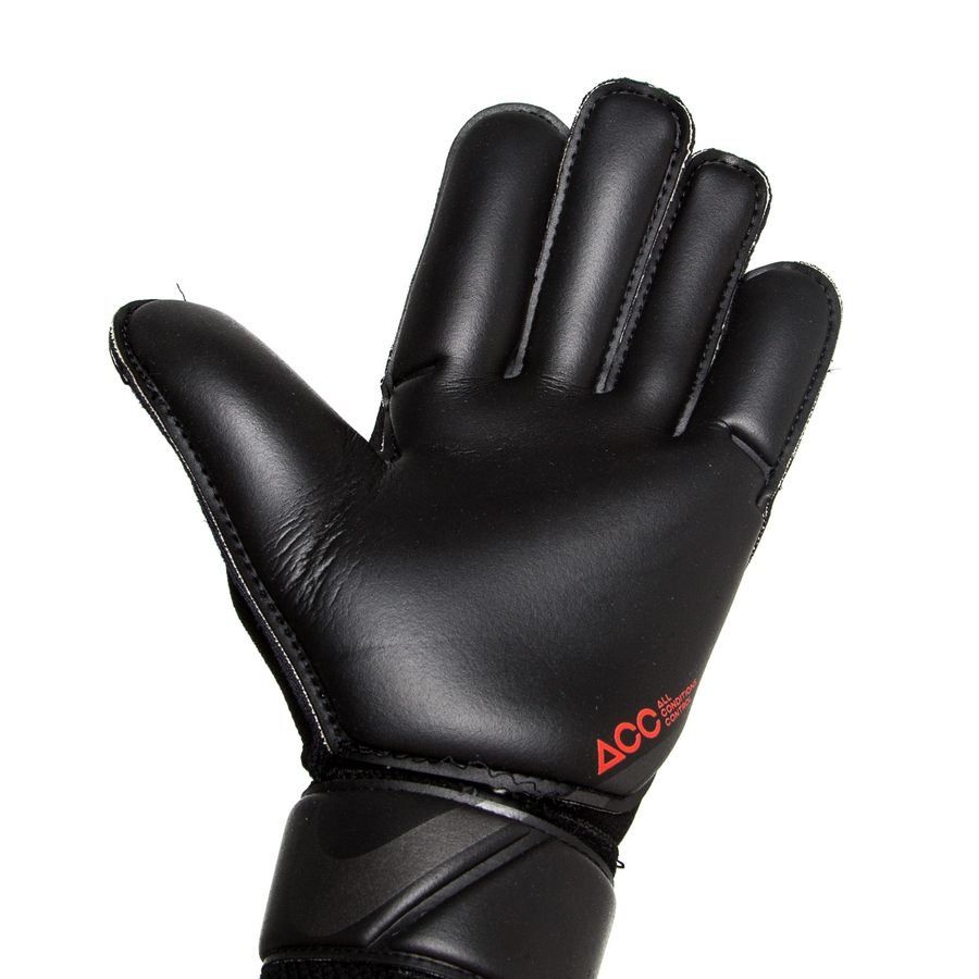 Nike Vapor Grip3 Goalkeeper Gloves Black/Chile Red